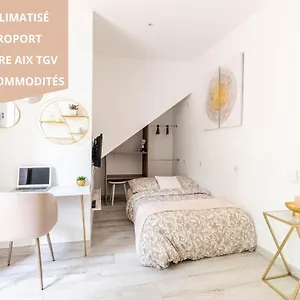 Appartement A 5 Min De L' Aeroport Et Toutes Commodites